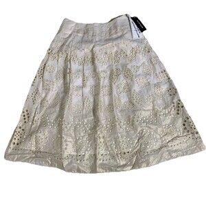 Nygard‎ Collection Women’s Skirt Ivory Gold Shimmer Eyelet Knee Size 2 Petite